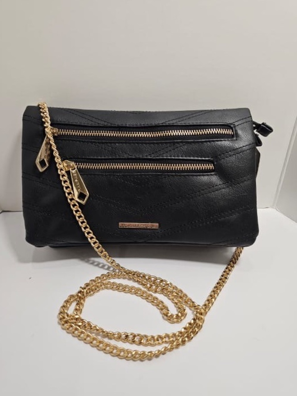 NWT Rampage Black Chevron Quilted Double Zip Crossbody Bag Gold Chain
